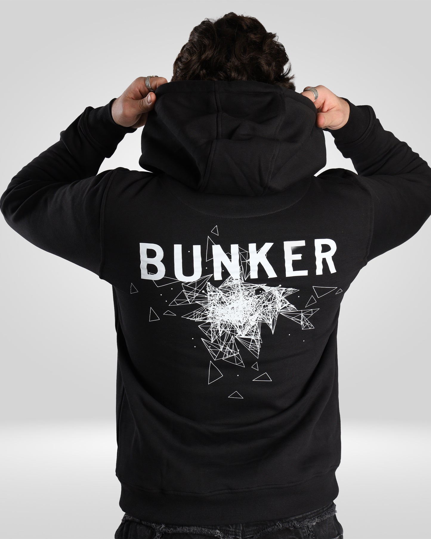 BUNKER TRIANGLE REGULAR HOODIE