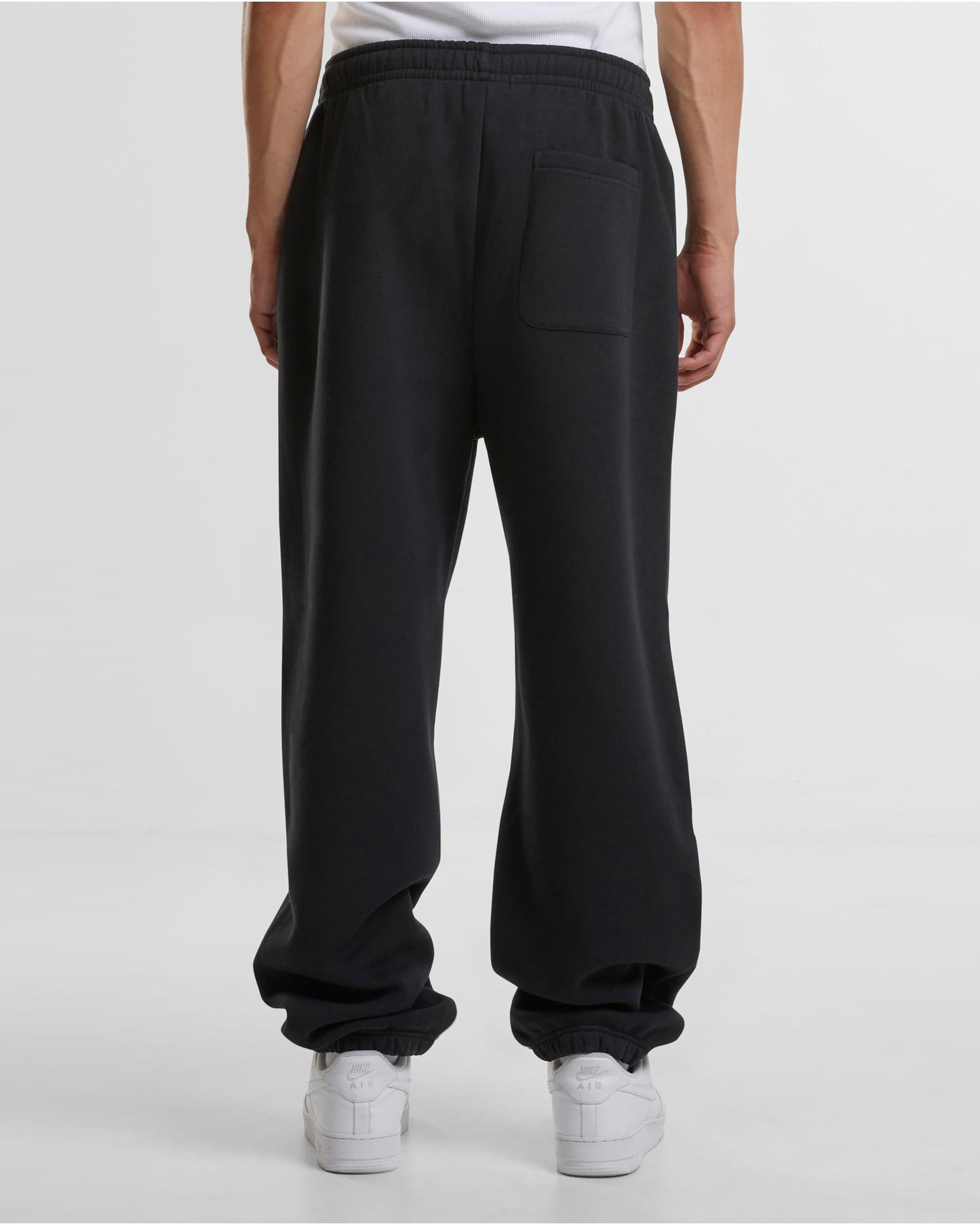 BASIC SMOOTH JOGGER